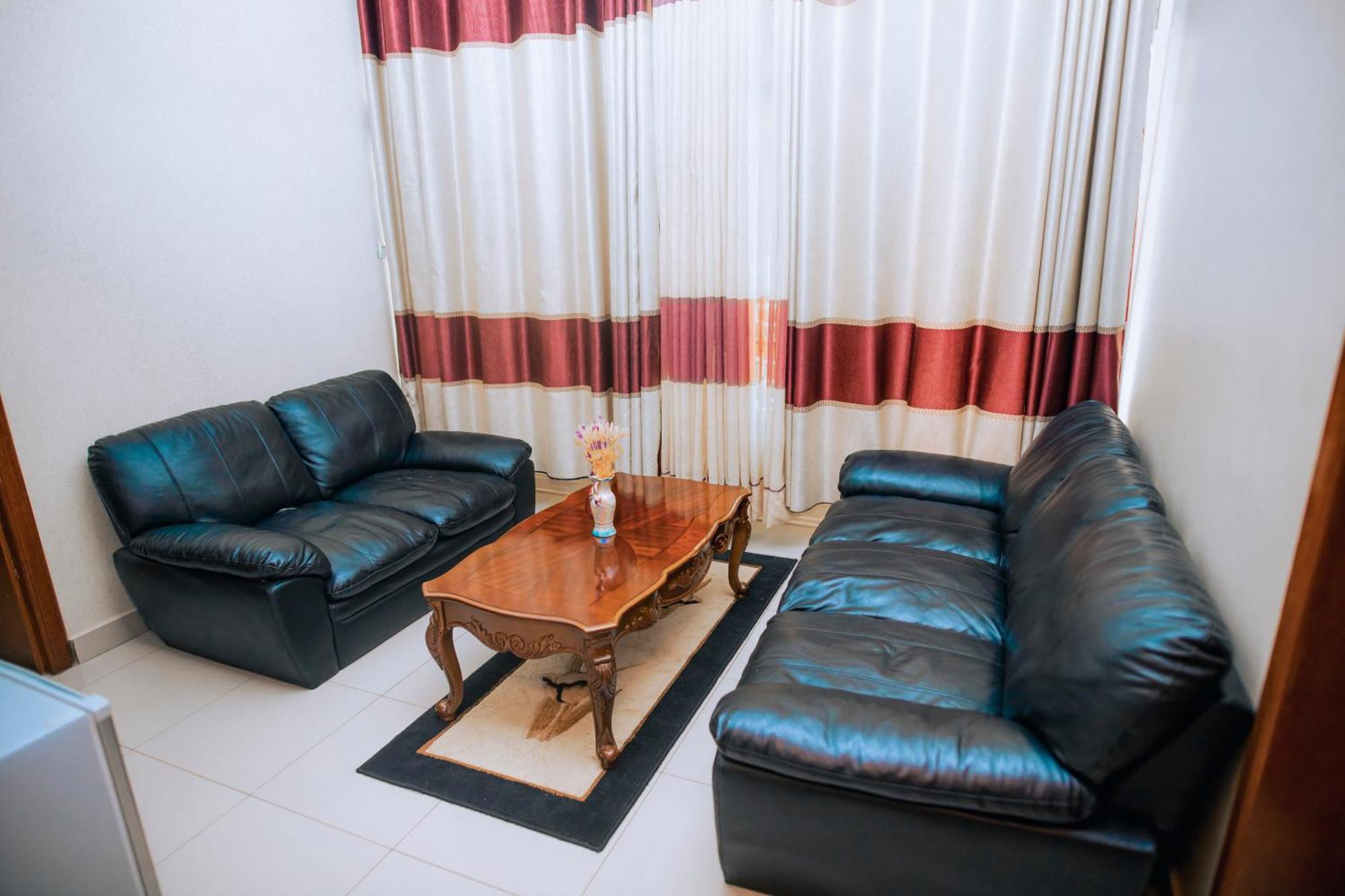 Peace Guest House Muhari Exterior photo